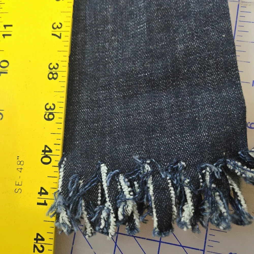 Rock & Republic Dark Blue Flare Jeans with Frayed Hem